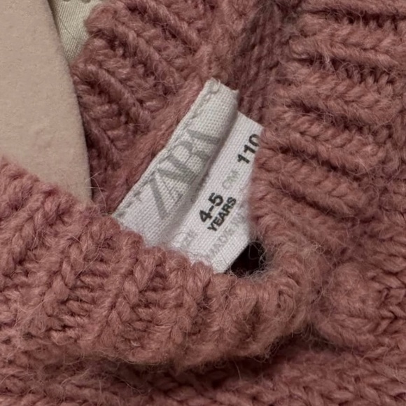 Zara girls sweater - Picture 2 of 2